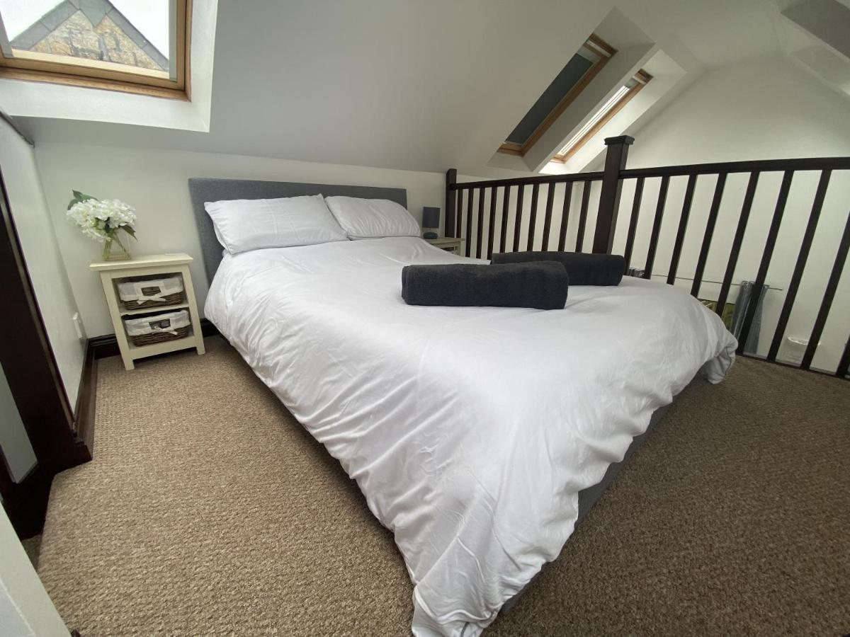 The Stables - Detached With Private Garden & Hot Tub * St Austell